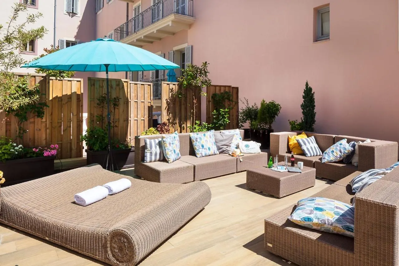 Hotel Beau Rivage Nizza 4*,  Francia