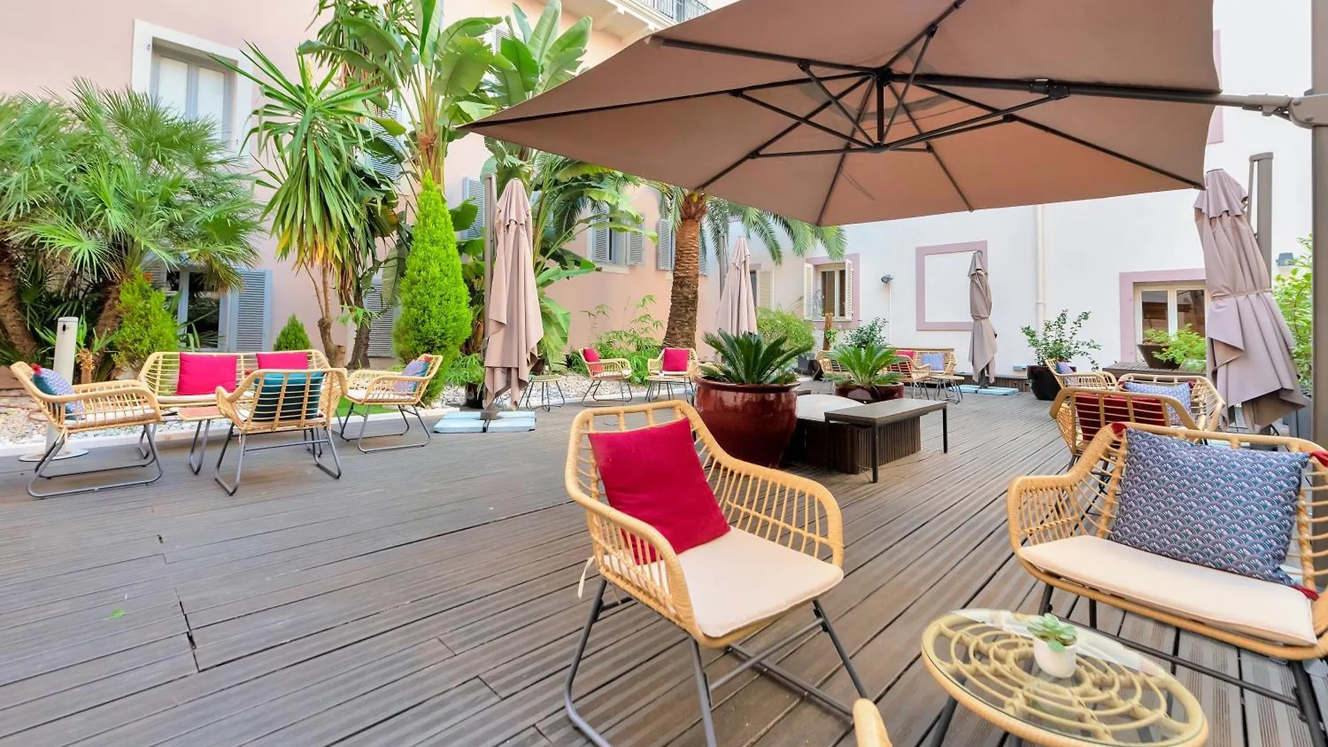 ****  ניס Hotel Beau Rivage צרפת